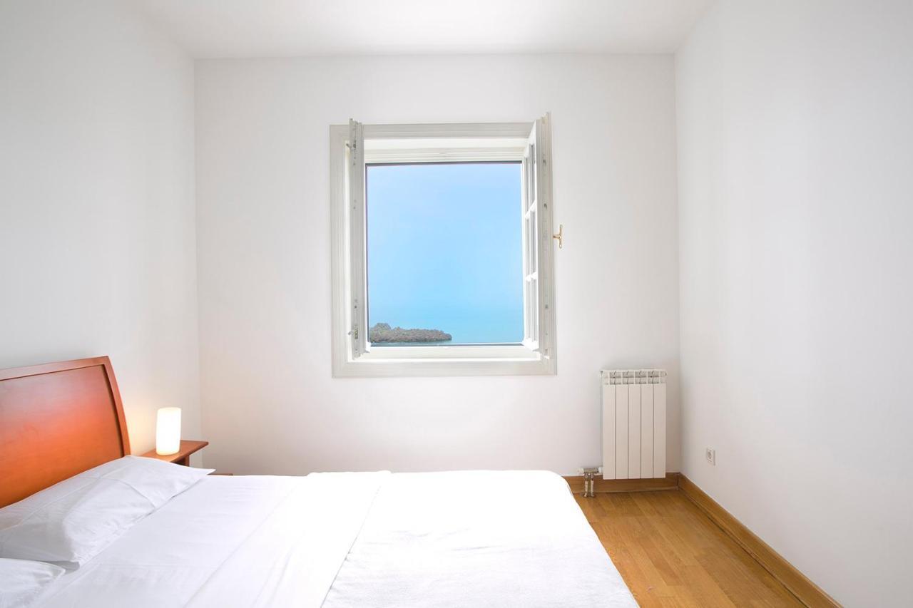 Sveti Stefan Apartment *
